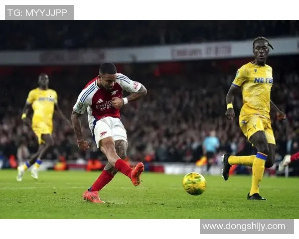 足总杯激战阿森纳凭借帽子戏法力克多特蒙德全场沸腾