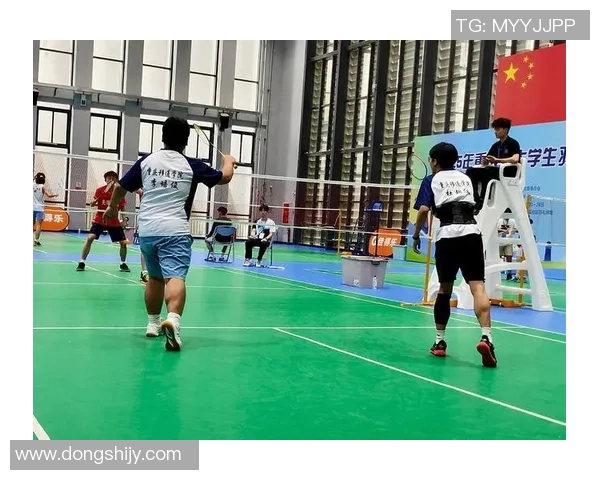 重庆羽毛球队在选拔赛中以66分稳居积分榜首位展现强劲实力