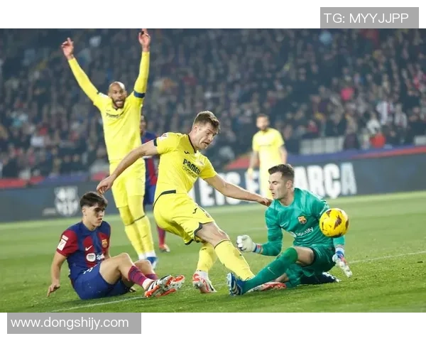 欧联杯激战国米逆转巴萨神扑成关键瞬间引发全场狂欢