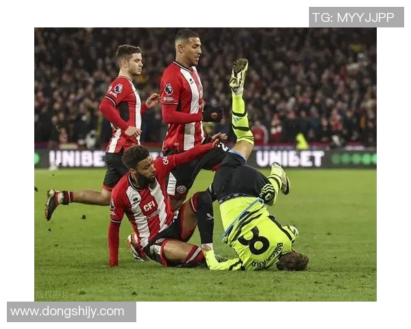 英超赛场巴黎圣日耳曼大胜巴萨引发转会风波与球迷热议